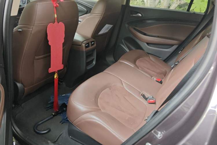 Used Buick Envision 2015 20T Two-Wheel-Drive Elite Model Left Rear Seat