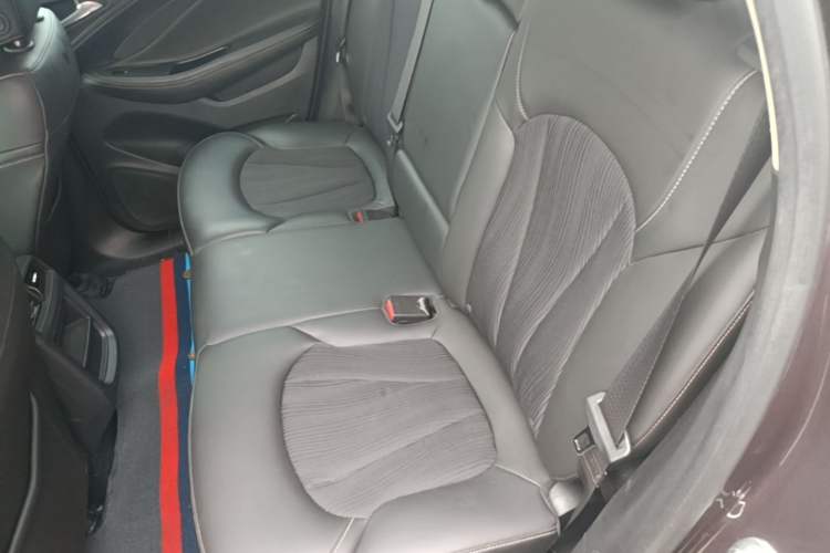Used Buick Envision 2015 20T Two-Wheel-Drive Leading Model Left Rear Seat