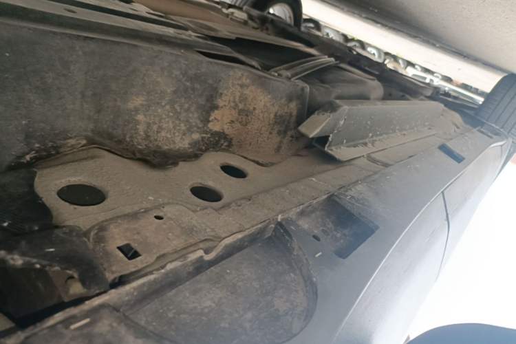 Used Buick Envision 2015 20T Two-Wheel-Drive Leading Model Left Side Sill
