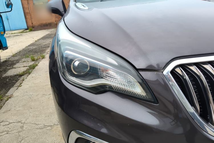 Used Buick Envision 2015 20T Two-Wheel-Drive Leading Model Right Front Headlight