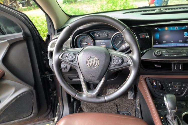 Used Buick Envision 2015 20T Four-Wheel Drive Luxury Model Steering Wheel