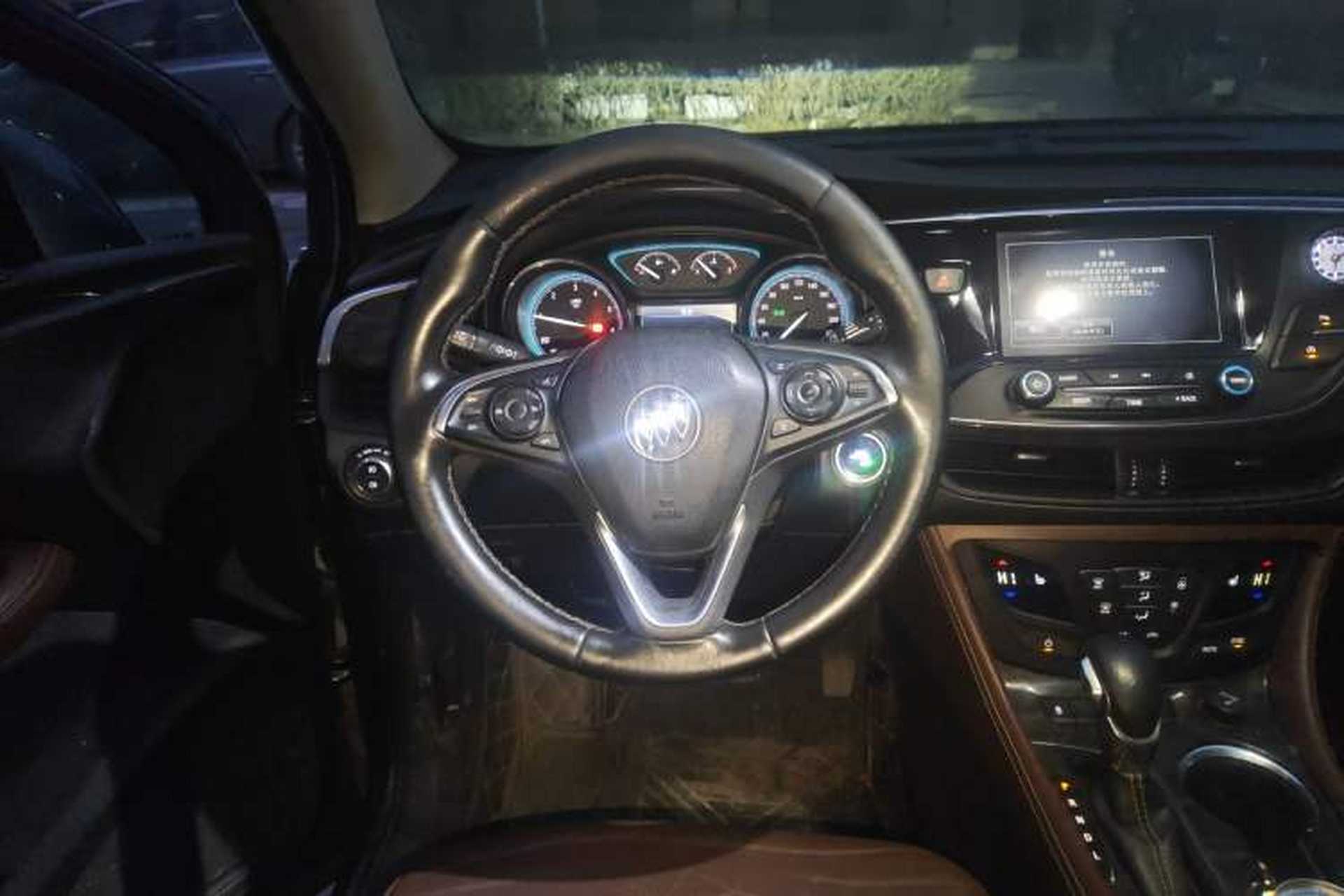 Used Buick Envision 2015 20T Two-Wheel-Drive Leading Model Steering Wheel