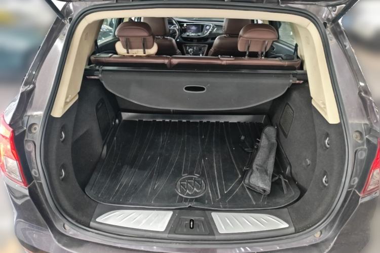 Used Buick Envision 2015 20T Two-Wheel-Drive Elite Model Trunk