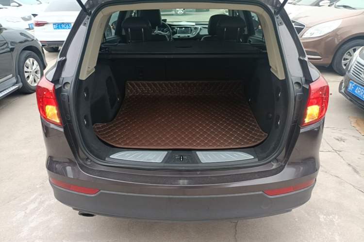 Used Buick Envision 2015 20T Two-Wheel-Drive Leading Model Trunk
