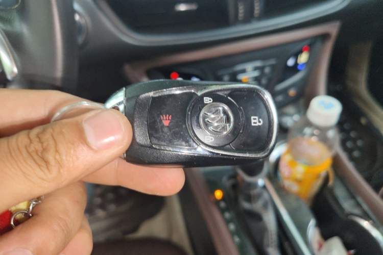 Used Buick Envision 2015 20T Two-Wheel-Drive Elite Model Vehicle Key