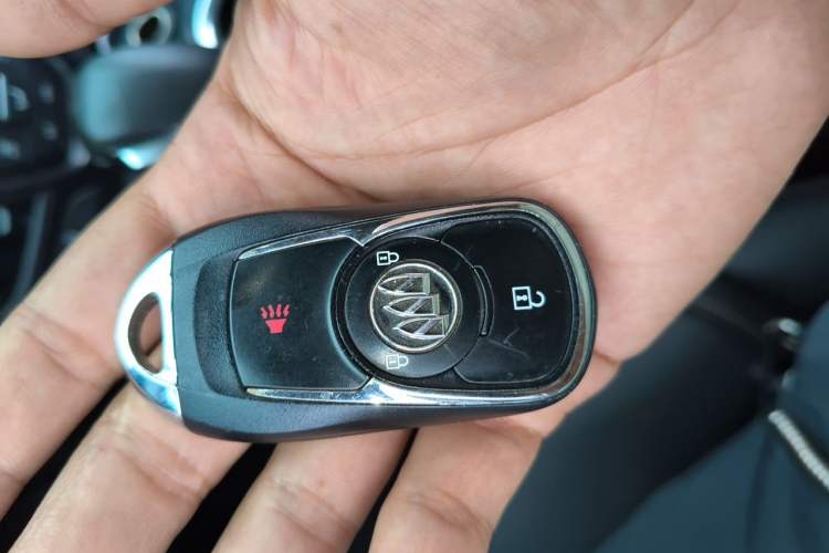 Used Buick Envision 2015 20T Two-Wheel-Drive Leading Model Vehicle Key