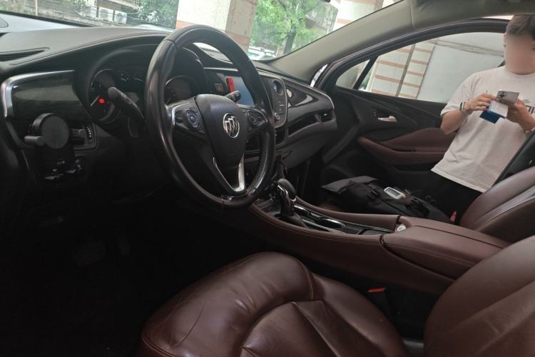 Used Buick Envision 2015 20T Two-Wheel-Drive Elite Model Left Front Seat