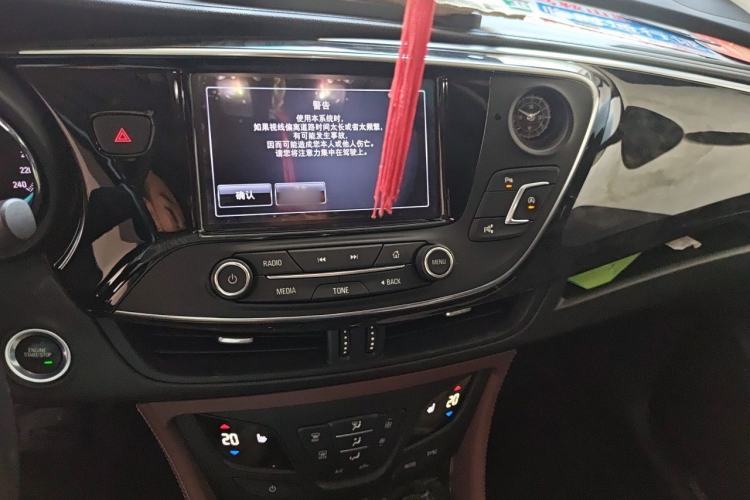 Used Buick Envision 2015 20T Four-Wheel Drive Luxury Model Audio And AC Panel