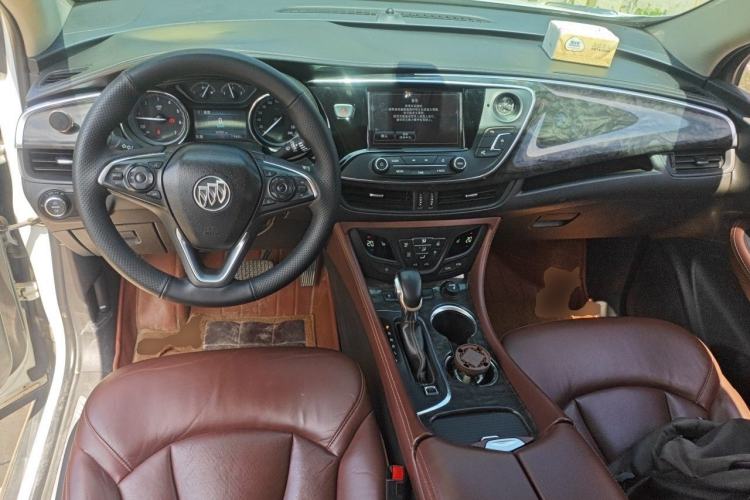 Used Buick Envision 2015 20T Four-Wheel Drive Luxury Model Center Console