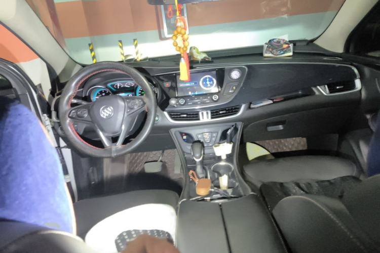Used Buick Envision 2015 20T Two-Wheel-Drive Leading Model Center Console