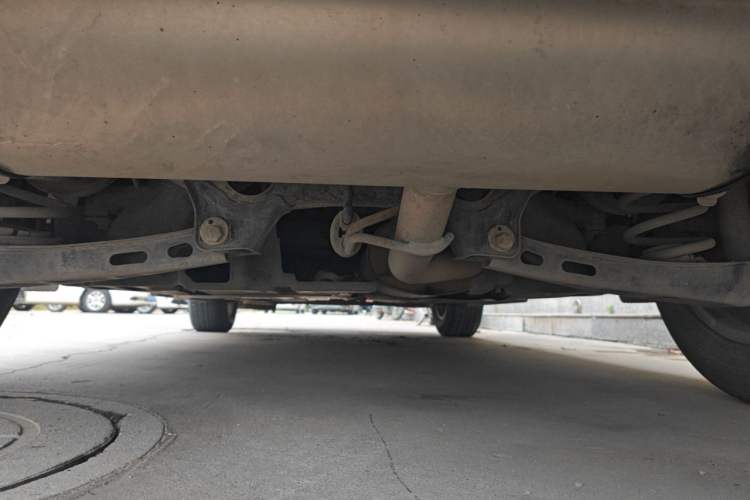 Used Buick Envision 2015 20T Two-Wheel-Drive Leading Model Chassis Rear