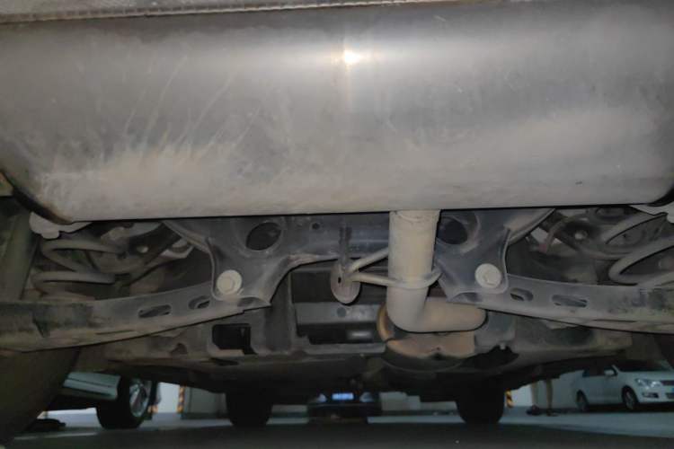 Used Buick Envision 2015 20T Two-Wheel-Drive Leading Model Chassis Rear