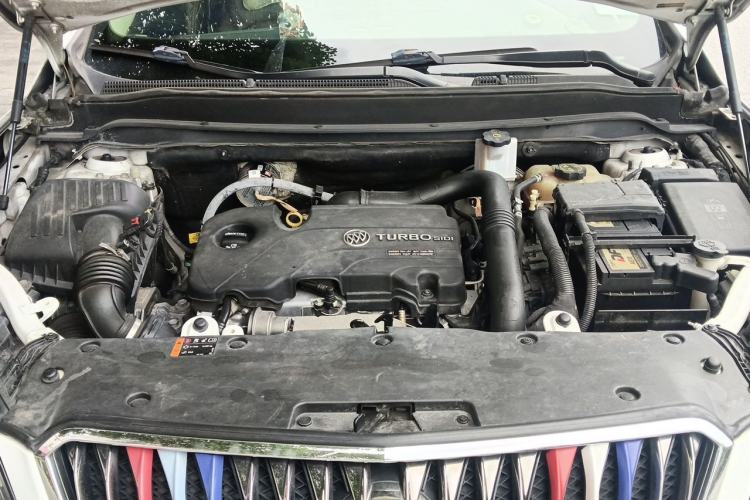 Used Buick Envision 2015 20T Four-Wheel Drive Luxury Model Engine Bay