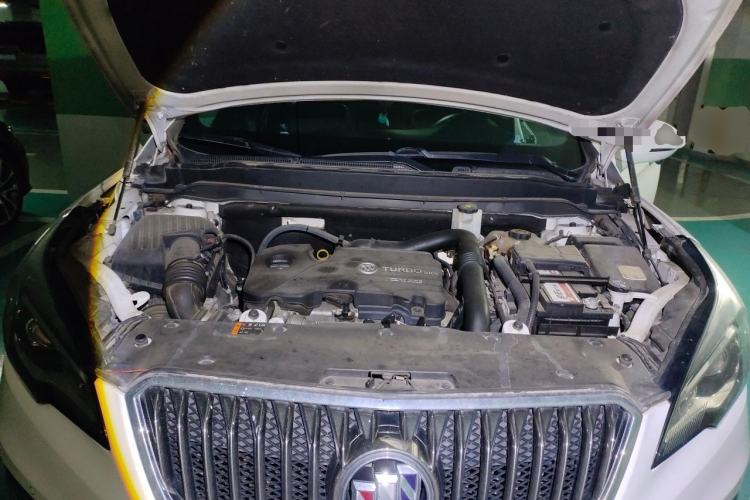 Used Buick Envision 2015 20T Four-Wheel Drive Elite Model Engine Bay