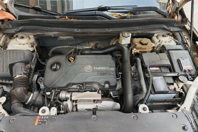 Used Buick Envision 2015 20T Two-Wheel-Drive Elite Model Engine Bay