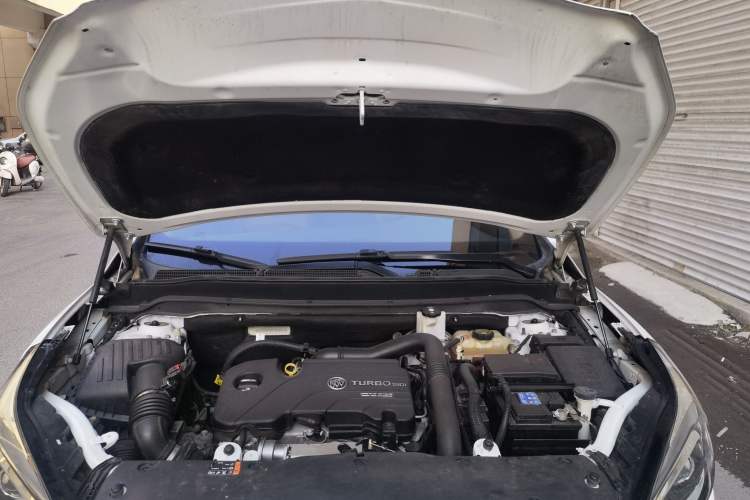 Used Buick Envision 2015 20T Two-Wheel-Drive Elite Model Engine Bay