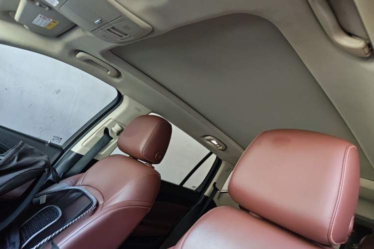 Used Buick Envision 2015 20T Four-Wheel Drive Luxury Model Headliner
