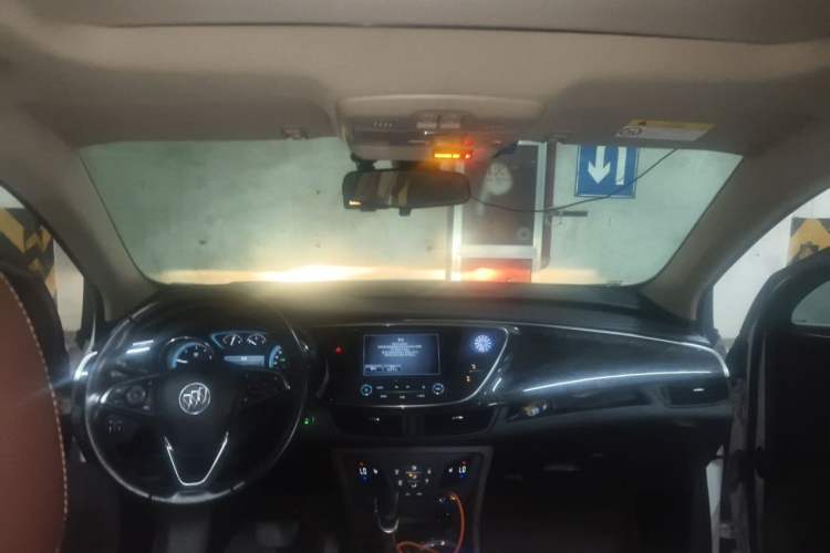 Used Buick Envision 2015 20T Two-Wheel-Drive Elite Model Headliner