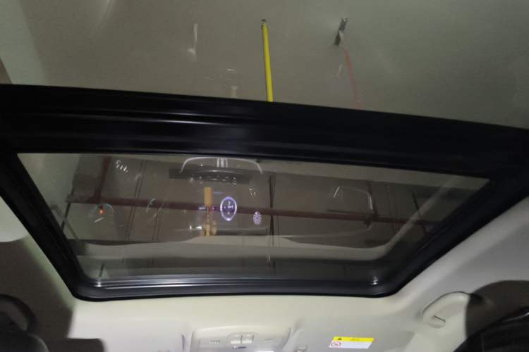 Used Buick Envision 2015 20T Two-Wheel-Drive Leading Model Headliner