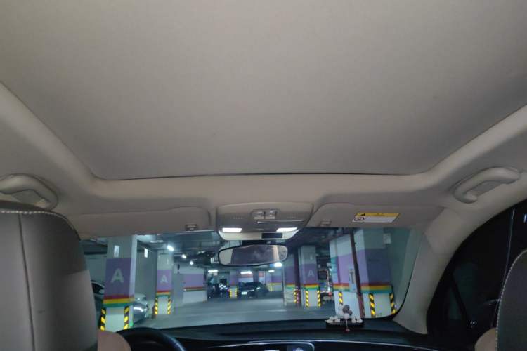 Used Buick Envision 2015 20T Two-Wheel-Drive Leading Model Headliner