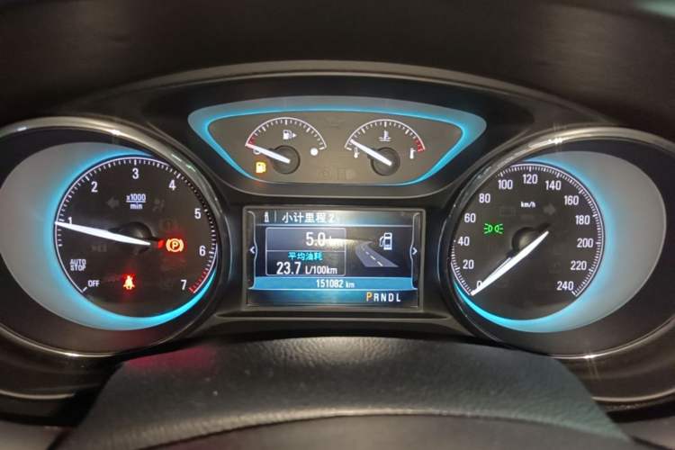 Used Buick Envision 2015 20T Two-Wheel-Drive Elite Model Instrument Cluster