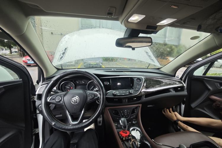 Used Buick Envision 2015 20T Two-Wheel-Drive Elite Model Interior 2