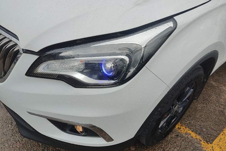 Used Buick Envision 2015 20T Two-Wheel-Drive Leading Model Left Front Headlight