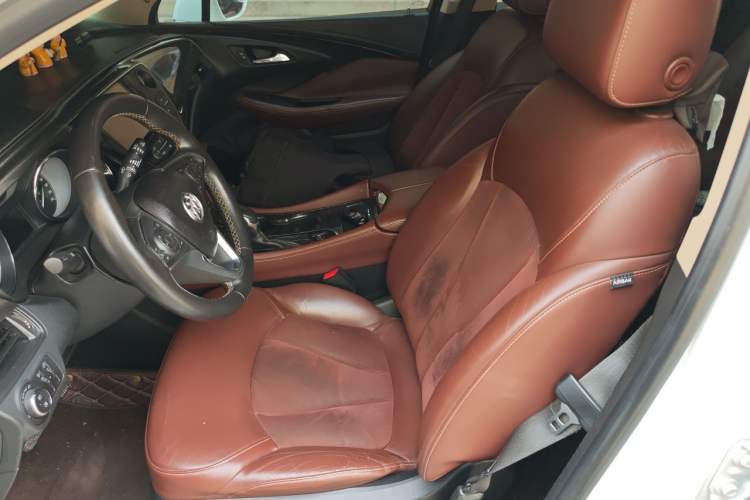 Used Buick Envision 2015 20T Two-Wheel-Drive Elite Model Left Front Seat