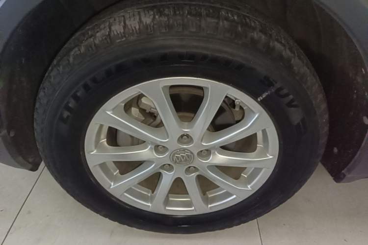Used Buick Envision 2015 20T Two-Wheel-Drive Elite Model Left Front Wheel Hub