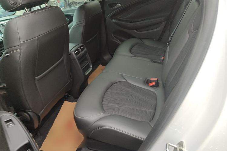 Used Buick Envision 2015 20T Two-Wheel-Drive Leading Model Left Rear Seat