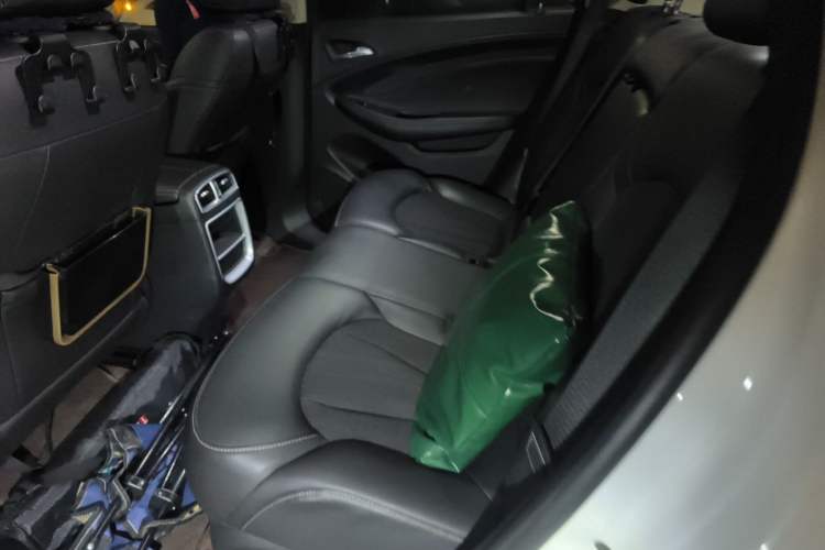 Used Buick Envision 2015 20T Two-Wheel-Drive Leading Model Left Rear Seat