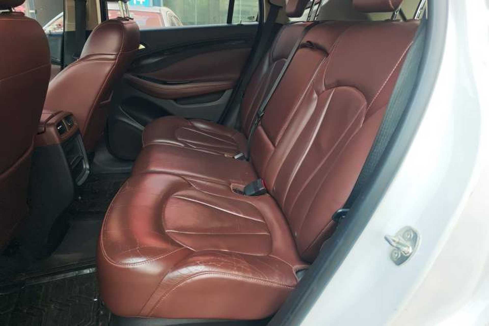 Used Buick Envision 2015 20T Two-Wheel-Drive Elite Model Left Rear Seat