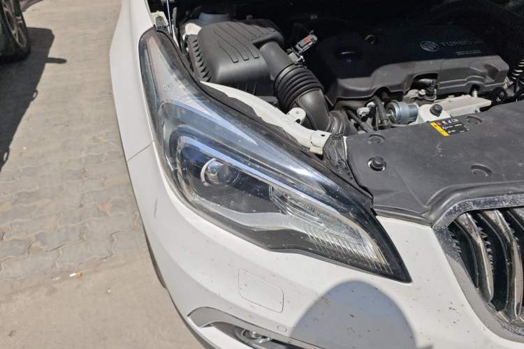 Used Buick Envision 2015 20T Four-Wheel Drive Luxury Model Right Front Headlight
