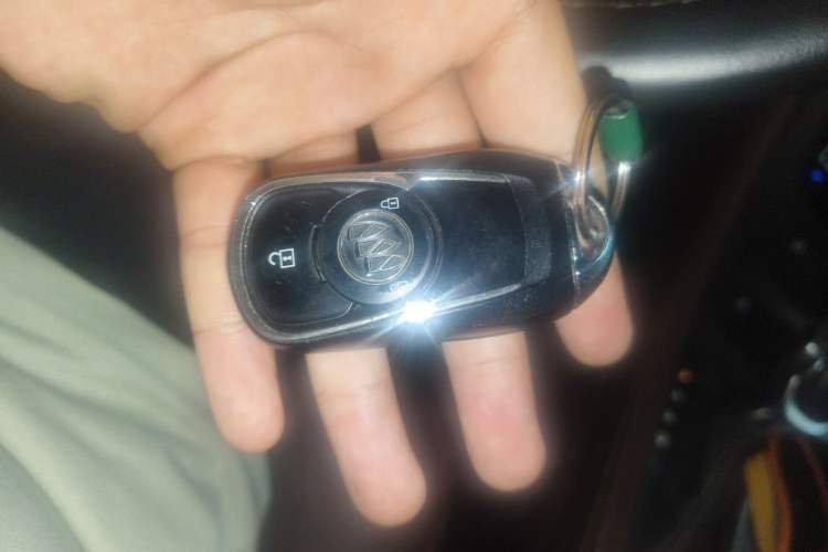 Used Buick Envision 2015 20T Two-Wheel-Drive Elite Model Vehicle Key