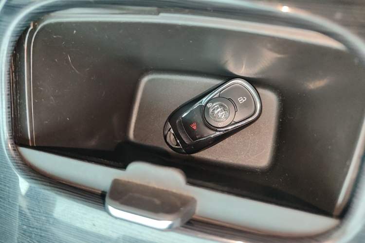 Used Buick Envision 2015 20T Two-Wheel-Drive Leading Model Vehicle Key