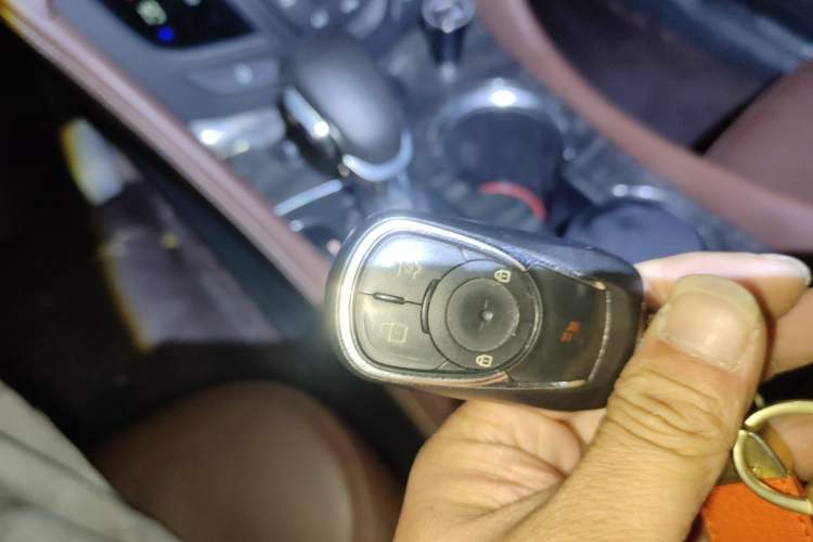 Used Buick Envision 2015 20T Four-Wheel Drive Elite Model Vehicle Key