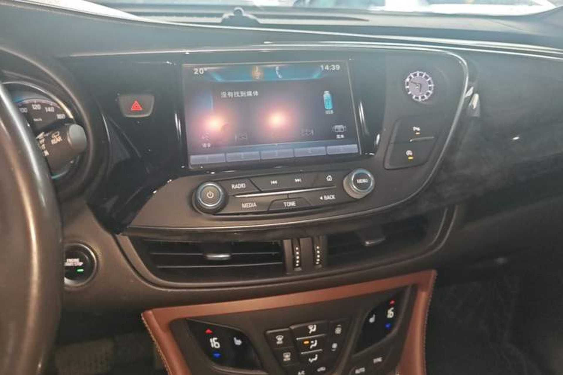 Used Buick Envision 2015 20T Two-Wheel-Drive Elite Model Audio And AC Panel