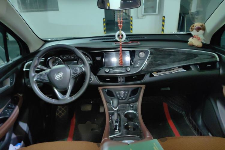 Used Buick Envision 2015 20T Two-Wheel-Drive Elite Model Center Console