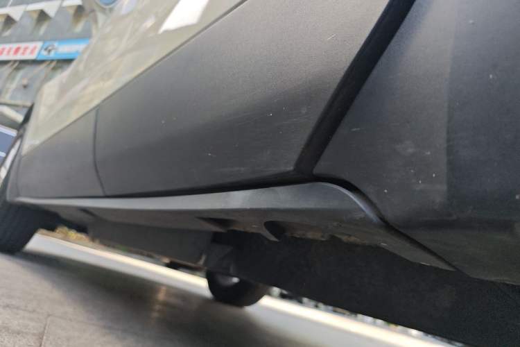 Used Buick Envision 2015 20T Two-Wheel-Drive Elite Model Chassis Rear Left