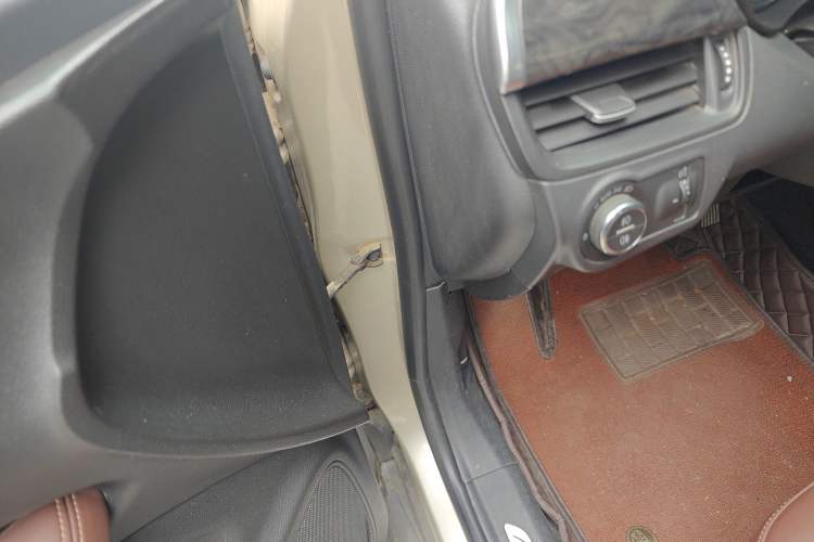 Used Buick Envision 2015 20T Four-Wheel Drive Luxury Model Driver Seat