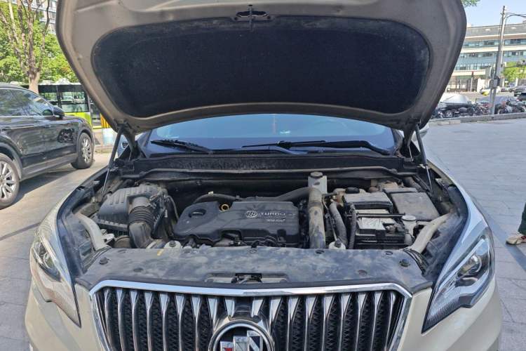 Used Buick Envision 2015 20T Two-Wheel-Drive Elite Model Engine Bay