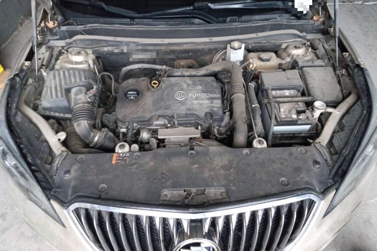 Used Buick Envision 2015 20T Four-Wheel Drive Luxury Model Engine Bay