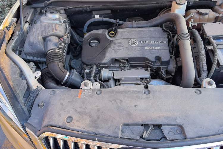 Used Buick Envision 2015 20T Two-Wheel-Drive Elite Model Engine Bay Right
