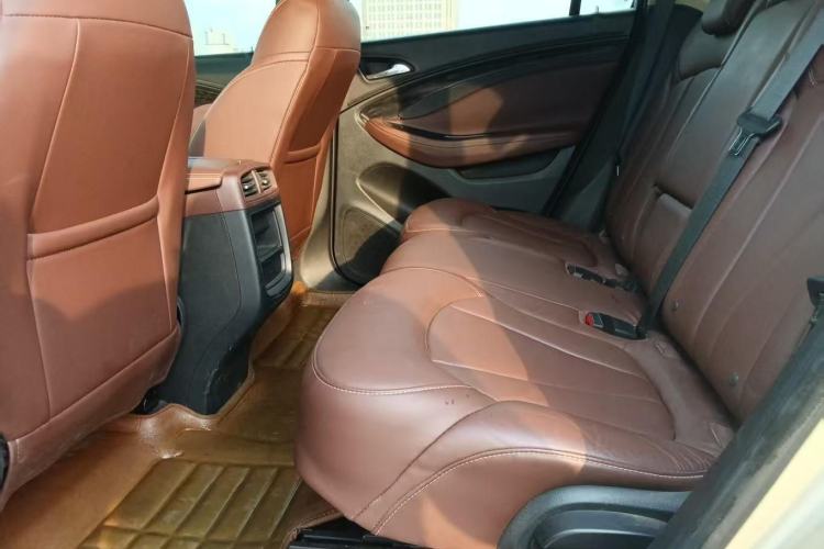 Used Buick Envision 2015 20T Four-Wheel Drive Luxury Model Interior 2