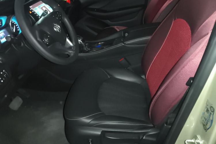 Used Buick Envision 2015 20T Two-Wheel-Drive Leading Model Left Front Seat