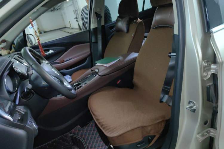 Used Buick Envision 2015 20T Two-Wheel-Drive Elite Model Left Front Seat