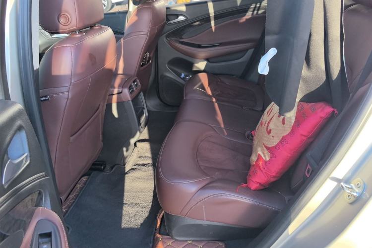 Used Buick Envision 2015 20T Two-Wheel-Drive Elite Model Left Rear Seat