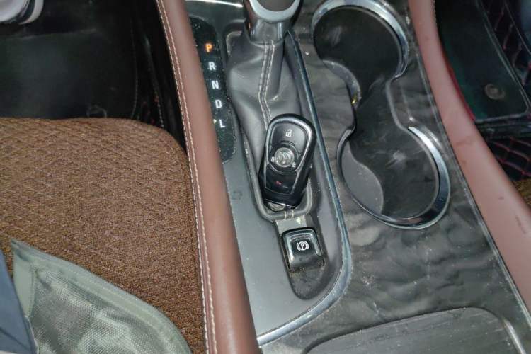 Used Buick Envision 2015 20T Two-Wheel-Drive Elite Model Vehicle Key
