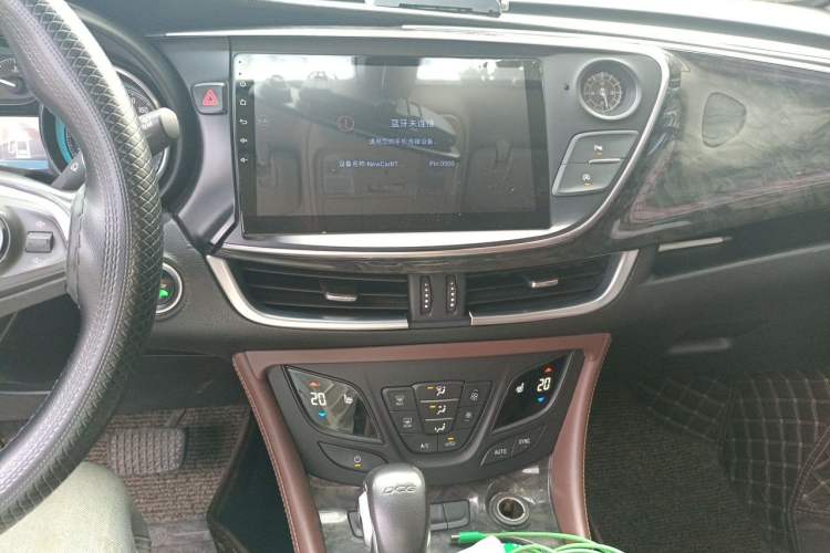Used Buick Envision 2016 20T Two-Wheel-Drive Elite Model Audio And AC Panel