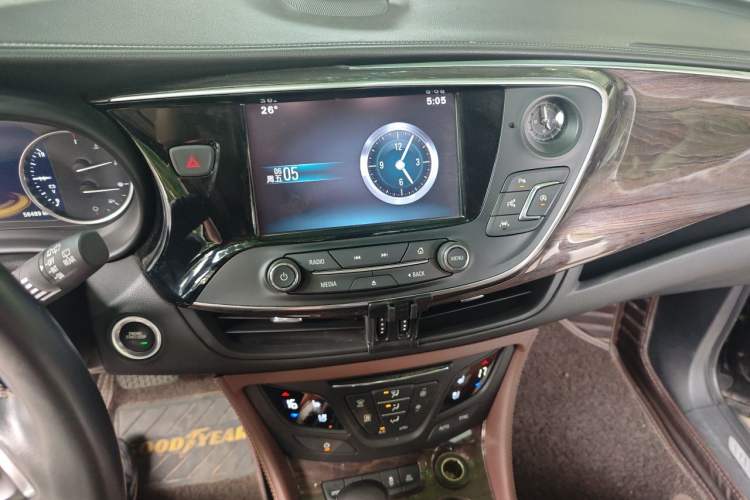 Used Buick Envision 2016 28T All-Wheel-Drive All-Terrain Sport Flagship Edition Audio And AC Panel